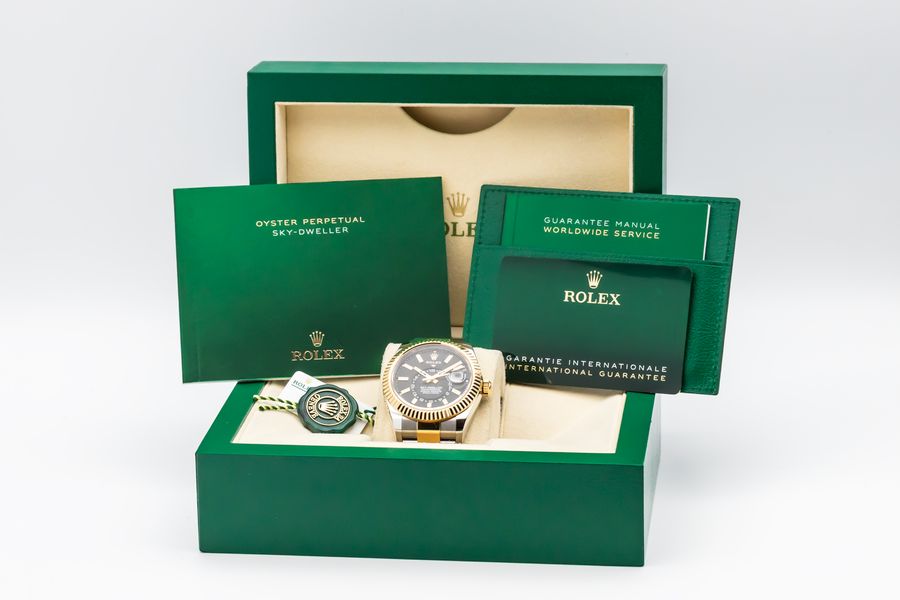 Rolex Sky-Dweller 326933